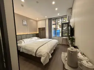 Nongxiangqing Business Hotel