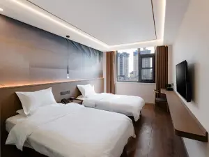 Solfi Business Hotel (Cangzhou East Flower Tan)