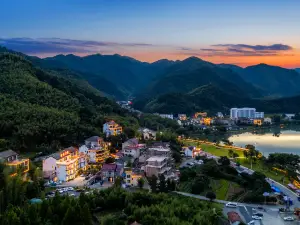 璞宿·隱廬·觀月山景·輕奢度假美宿（皖南川藏線儲家灘店）