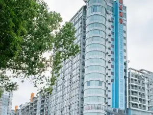 Liangpu Lijing Grand Hotel
