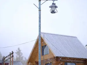 Beiyichenju (Baihaba Scenic Area Store)