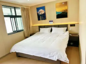 康鴻雲宿