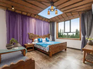 Tang Yunyi house B & B (Dunhuang YueYaQuan store)