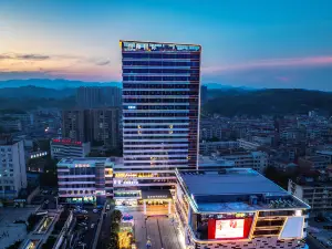 Lianyuan Run and International Hotel