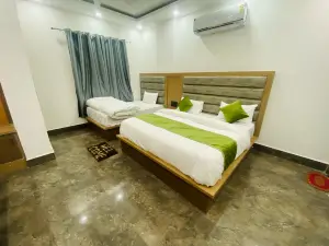 HOTEL AARAV GRAND