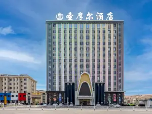 Saint Maur Hotel
