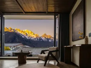 Yulong Mujianshan Homestay