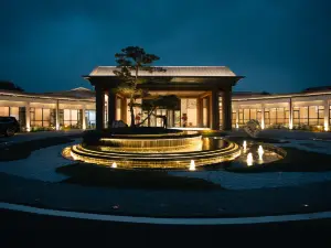 LANDISON RETREAT QINGSHAN LAKE LINAN