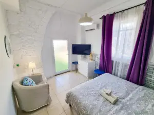 Aladdin's Hostel