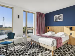 โรงแรม อาเคนา น็องต์ เรเซ แอร์โรพอร์ต