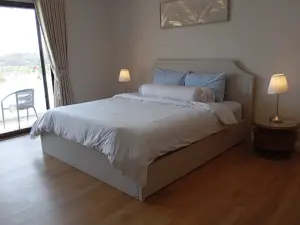 워터프론트 로열 빌라