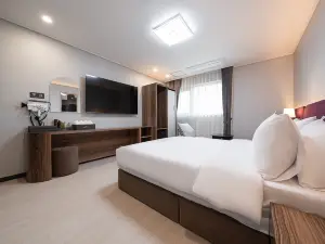 하운드 호텔 군산점
