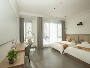 依山傍水·Forest Whisper｜自然美學民宿（三清山港首索道店）