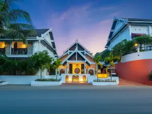 Manyo Hotel and Resort