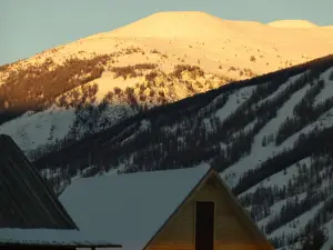 Kanas Anyu Hidden World Homestay