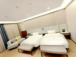 Dejilin Tangquan Hotel