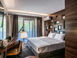 Best Western Premier Natalija Residence