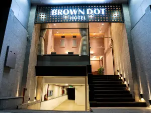 Brown Dot Hotel Saigon