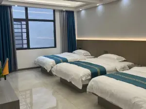荔浦馨月灣賓館