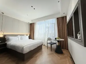 Starry Sky Hotel