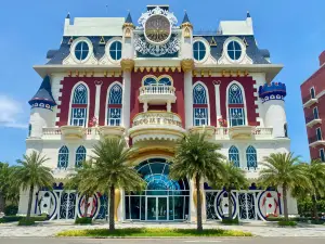 Wonderland Royal Mansions Ho Tram