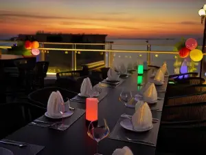 Seascape Palace Hotel