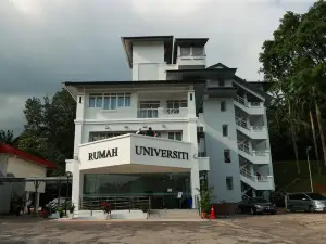 RUMAH UNIVERSITI