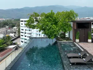 Mountain View@nimman12 Hotel & Resort