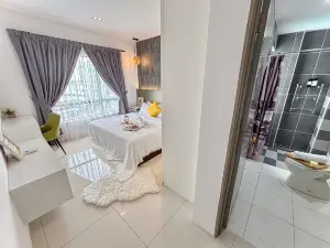 Manhattan Waterpark Condo Ipoh (Free 2 Carpark & Netflix Ready)