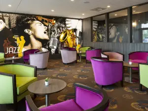 Hôtel Roi Soleil Prestige Plaisir - St Quentin