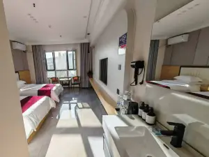 子长市华庭酒店