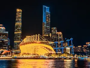 艾斯特丨城景·View雲端設計師飯店 （岑溪市人民醫院汽車總站店）