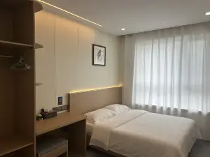 Yifeng Hotel (Wudalianchi Scenic Area)