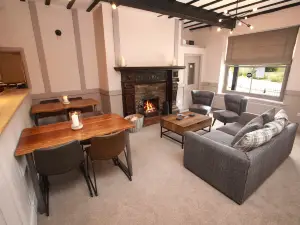 OYO Glyn Valley Hotel