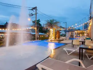 Golden Jomtien Beach Hotel