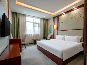Huangmei new south street hotel