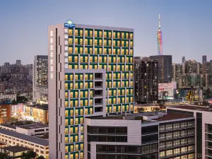 Guangzhou Wyndham Hotel  (Zhongda Textile Market Wufeng Subway Station Store)