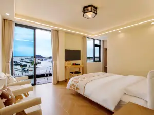 LUNAR Huayu Haiju Homestay