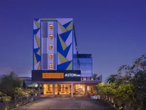 塔西克馬拉雅阿斯頓酒店