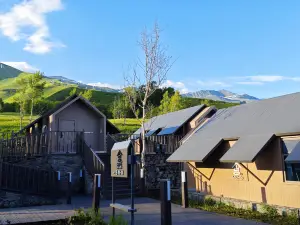 Hemu Sanbaisuo Homestay