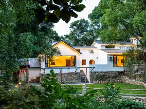 Floral Hotel·Laigui road Wang hotel (Donglin Temple Lushan cableway store)