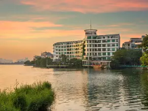 The Hanoi Club Hotel &  Residences