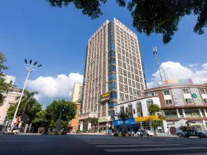 Vienna International Hotel (Guangning)