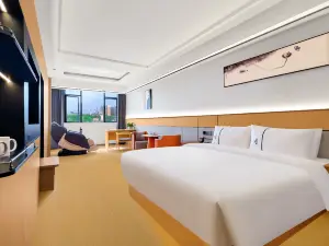 Manzhou International Hotel (Taoyuan Moon City)