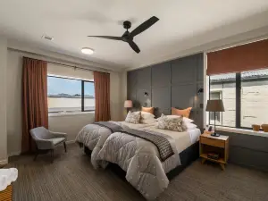 14th Lane Urban Hotel
