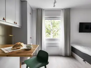 Avanti Hotel Apartments