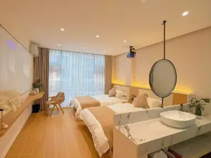 山嶼·溪Villa靜奢度假美宿（丹霞山旅遊風景區店）