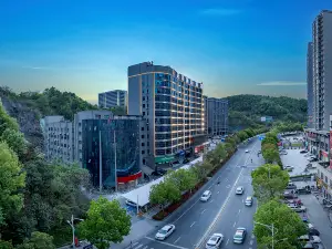 쓰지 국제 호텔(스옌 베이징중루 대학가)