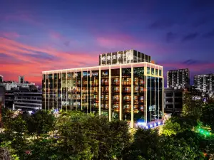 Palm Music Hotel