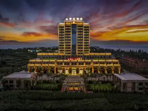 Taifeng Hotel (Qujing Wanda Bund)